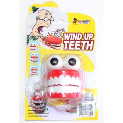 Novelty Joke Wind Up Teeth Old Man/Woman/Grandma/Grandpa