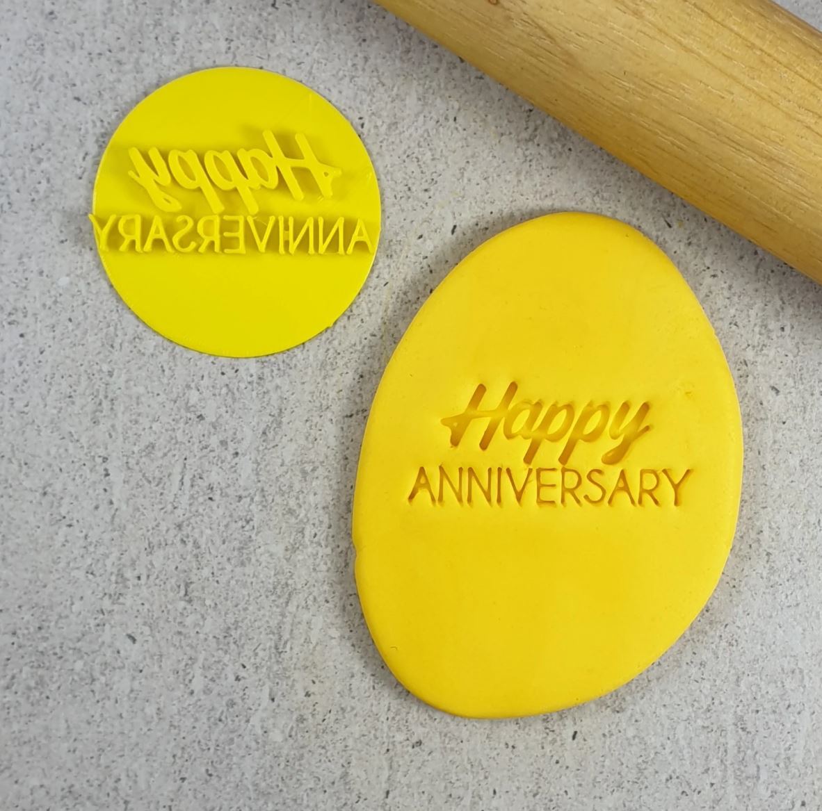 Happy Anniversary Cookie/Biscuit Cutter Embosser 60mm